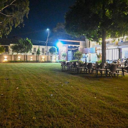 The Kedar Resort マトゥラー エクステリア 写真
