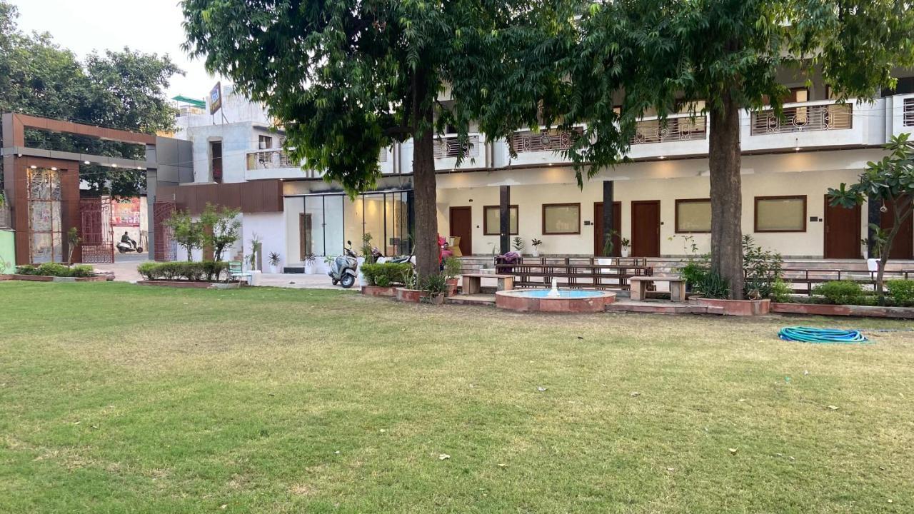 The Kedar Resort マトゥラー エクステリア 写真